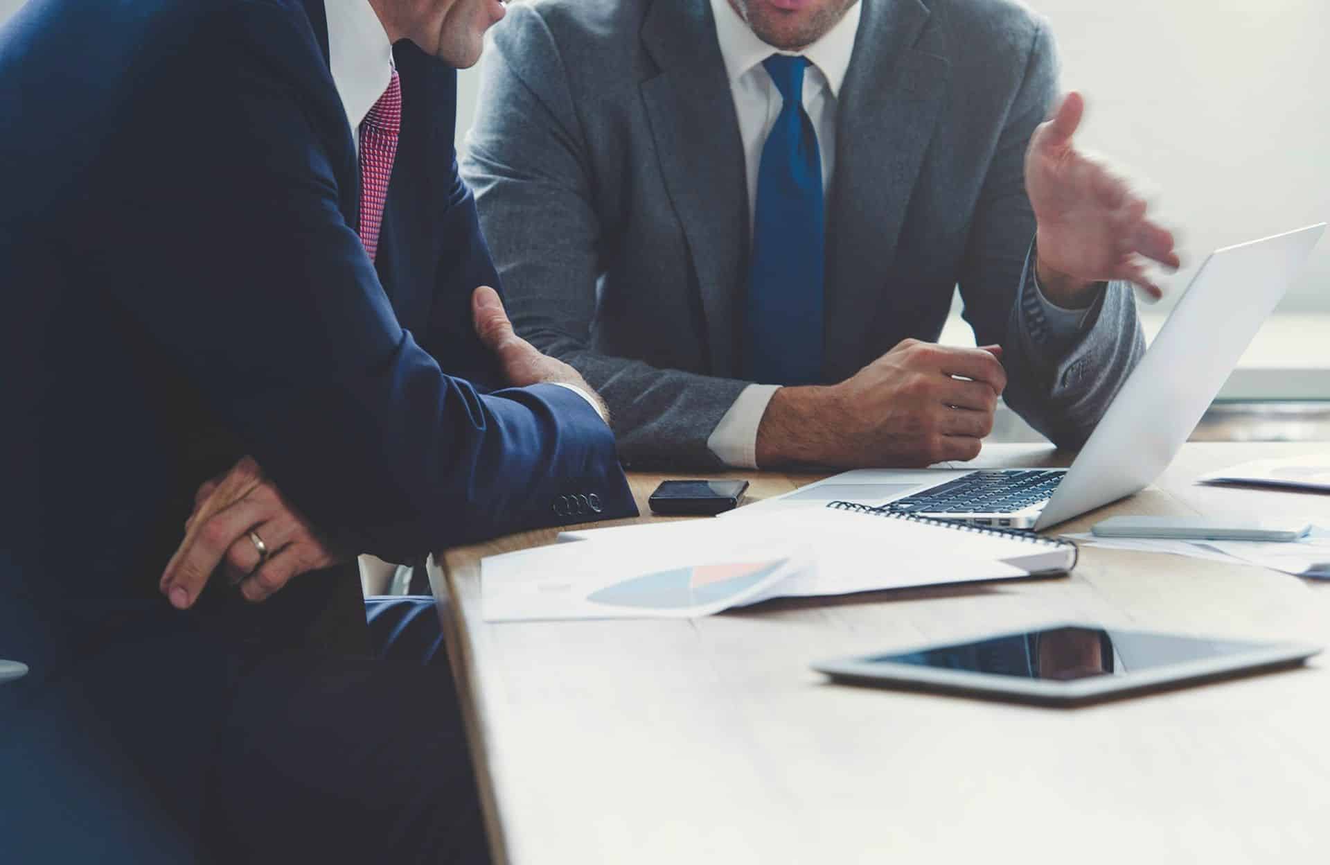 Quais são as características comuns dos negócios? 2